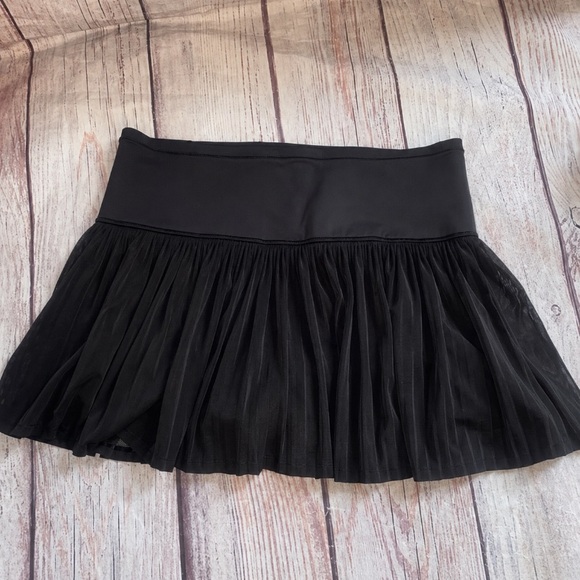 Athleta Pants - Athleta Skort Womens L Black Mesh Pleated Tennis Golf Athleisure 13.5